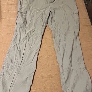 Women’s Duluth cargo pants